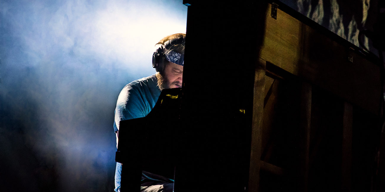 Bon Iver live at Max-Schmeling-Halle Berlin captured by Yvonne Hartmann