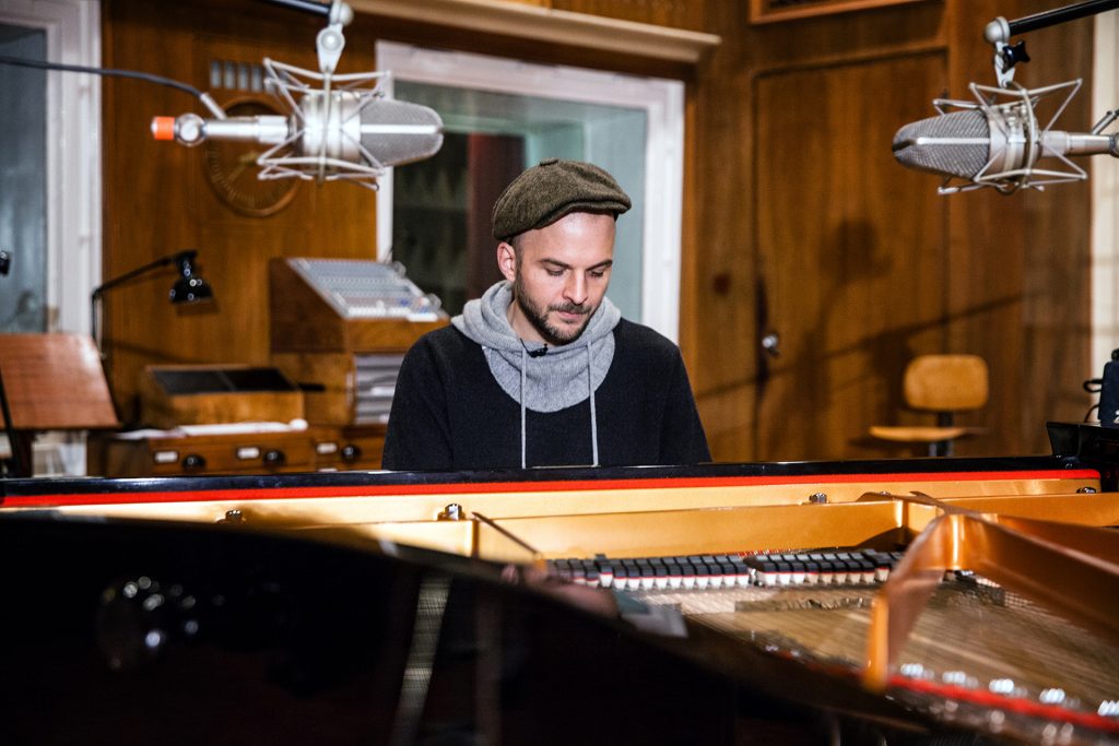Nils Frahm in his studio captured for Native Instruments by Yvonne Hartmann