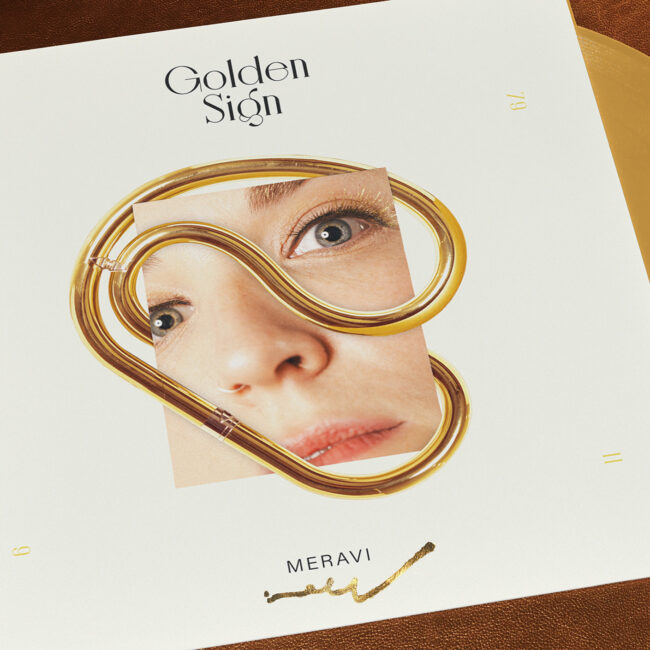 Golden Sign vinyl sleeve designed by Yvonne Hartmann and signed by Meravi with leaf gold